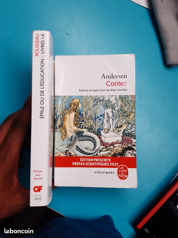 LIVRES: Contes d'Andersen, Emile ou de l'éducation de Rousseau, Les années d'enfance de Soyinka (image 2)