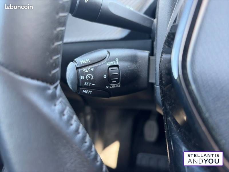 Peugeot 208 affaire PURETECH 100 S&S BVM6 ACTIVE BUSINESS R' (image 12)