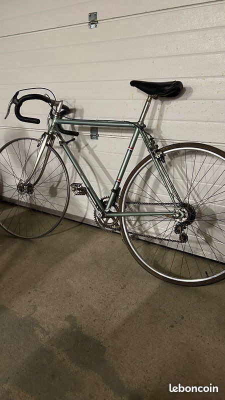 Vélo ancien liberia Vélos