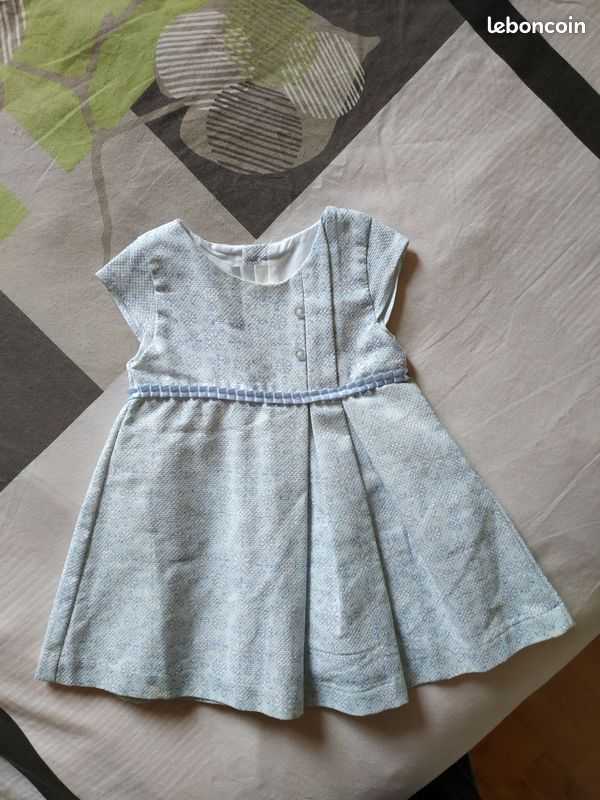 Robe 12/18 mois (image 1)