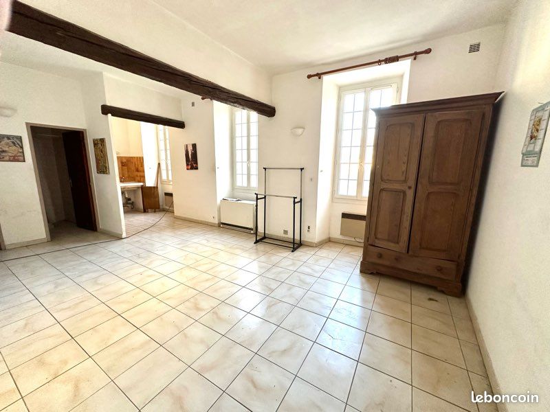 Appartement 1 pièce 29 m² · à Saint-Rémy-de-Provence · 28,8 m² · 139 000 €