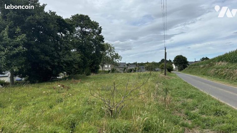 Terrain 880 m² LANRODEC