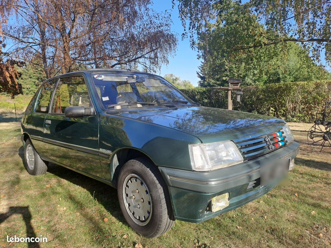 Peugeot 205 Roland Garros 3 Portes - Pas de corrosion, intérieur refait, toute d'origine (image 1)