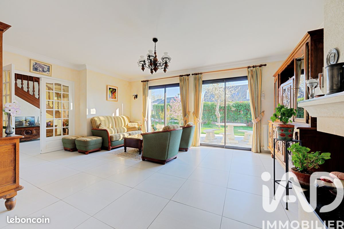Maison 6 pièces 198 m² · à Lagny-sur-Marne · 198 m² · 622 000 €