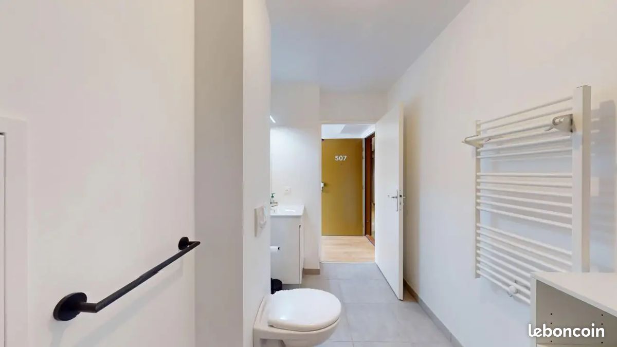 Appartement 1 pièce 28 m² · à Ivry-sur-Seine · 28 m² · 619 €/mois