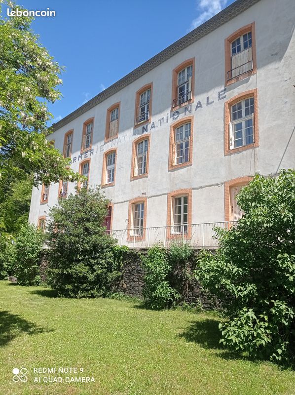 Appartement 11 pièces 270 m² · à Villefort · 270 m² · 130 000 €