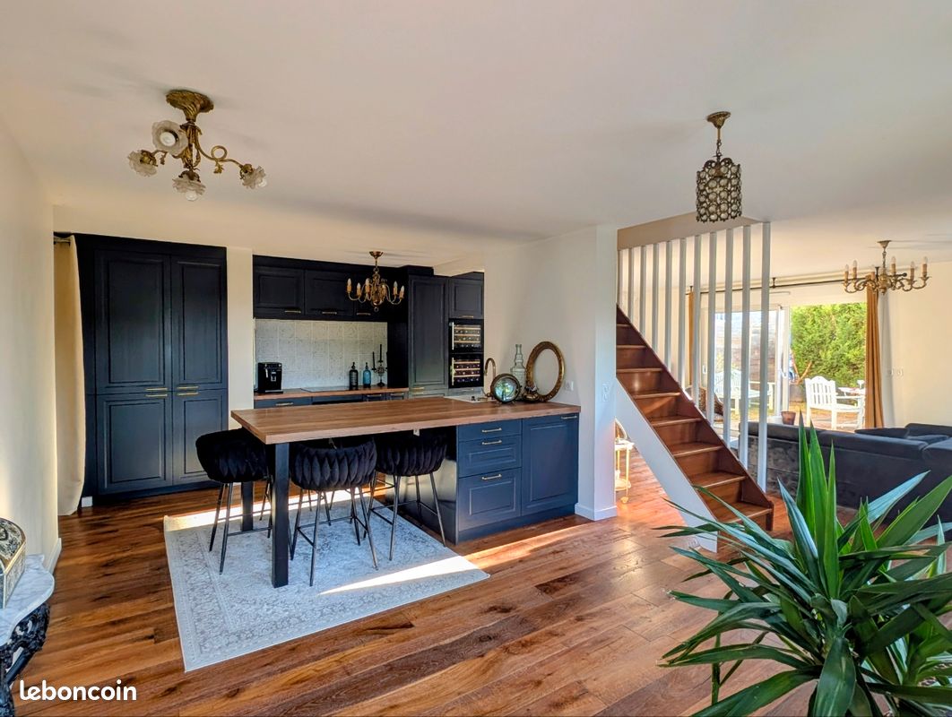 Maison 5 pièces 129 m² · à Reignier-Ésery · 129 m² · 449 000 €