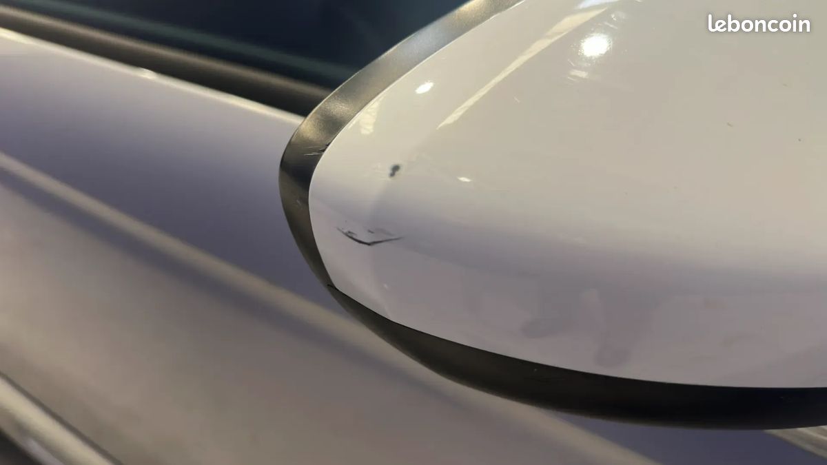 DS DS3 1.6 BlueHDI 100ch Executive - Régulateur de vitesse - Bluetooth - Climatisation (image 31)