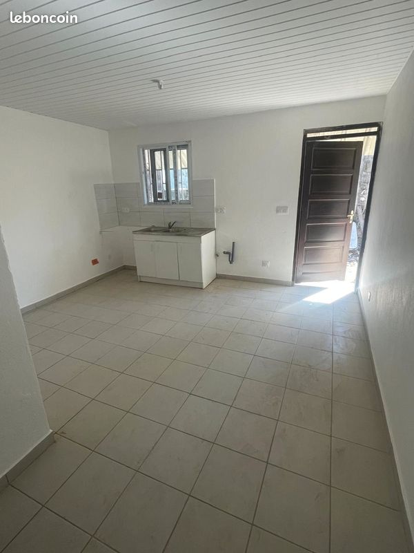Appartement 2 pièces 25 m² · à Matoury · 25 m² · 400 €/mois
