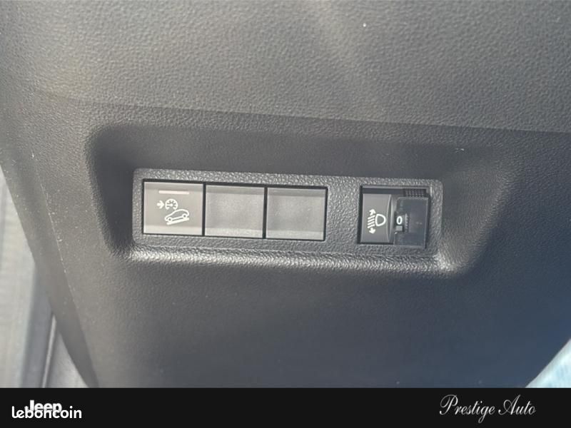 Jeep Avenger 1.2 Turbo T3 110ch MHEV Altitude BVR6 eHybrid (image 21)