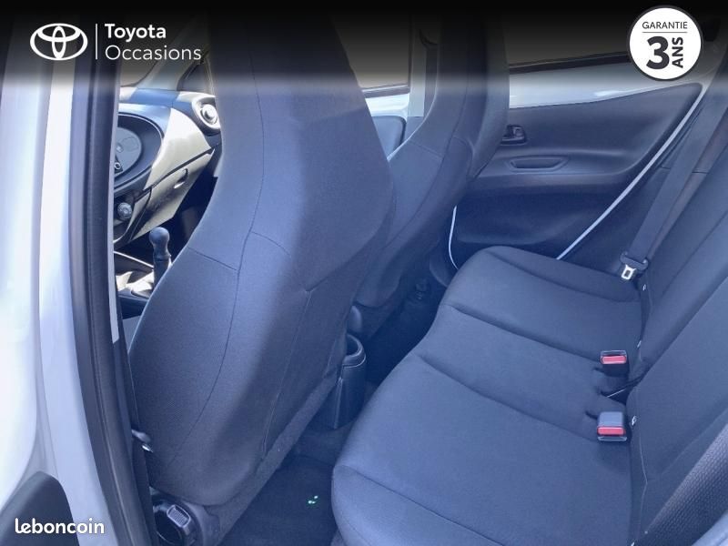 Toyota Aygo X 1.0 VVT-i 72ch Active Business MY23 (image 12)