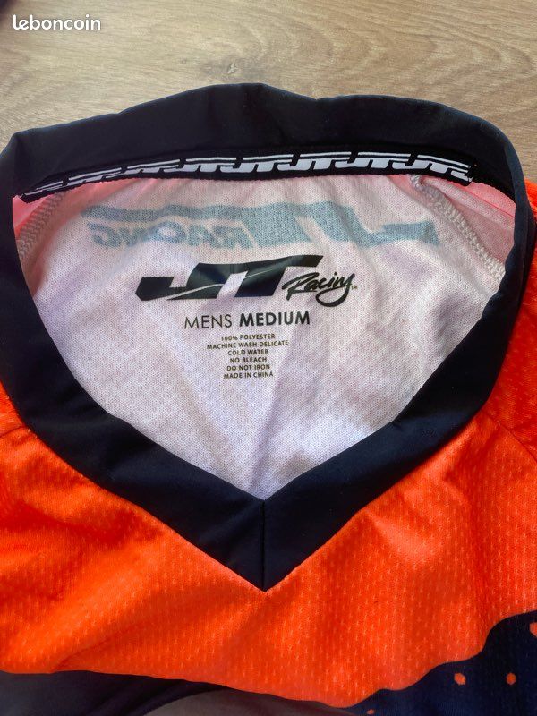 Ensemble JT Racing neuf (image 3)