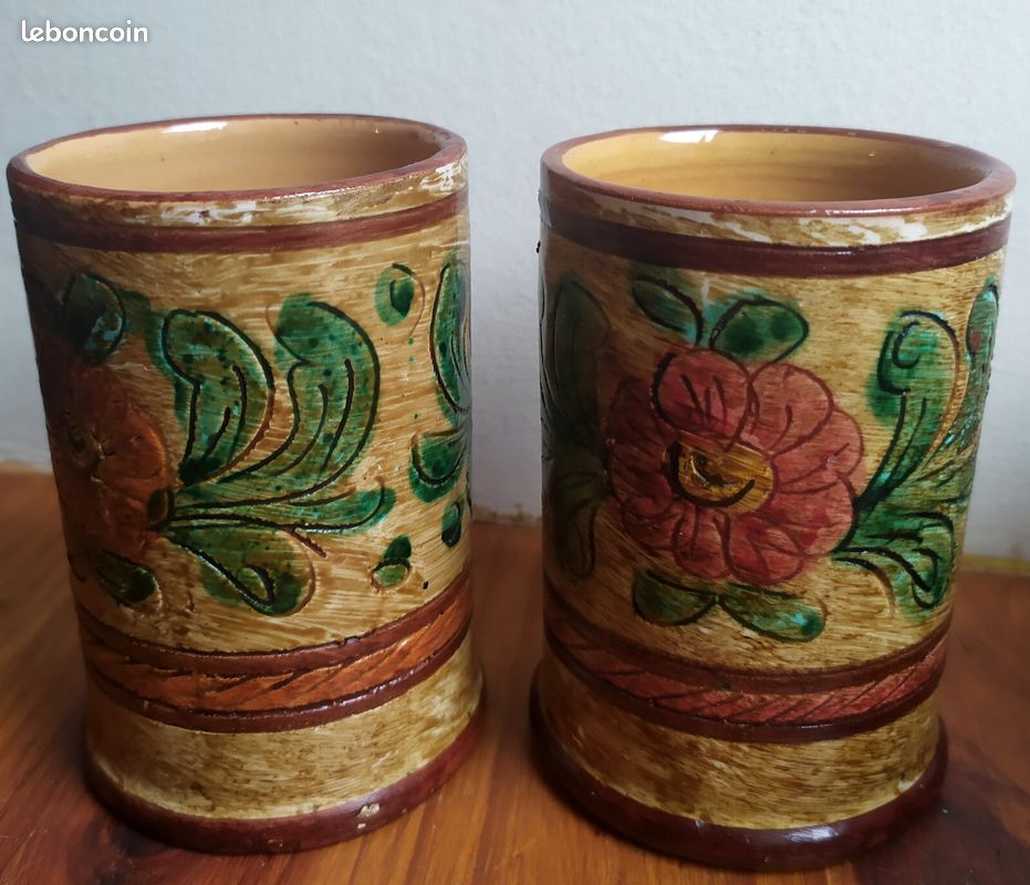 Deux tasses céramique signées DERUTA décor floral (image 5)