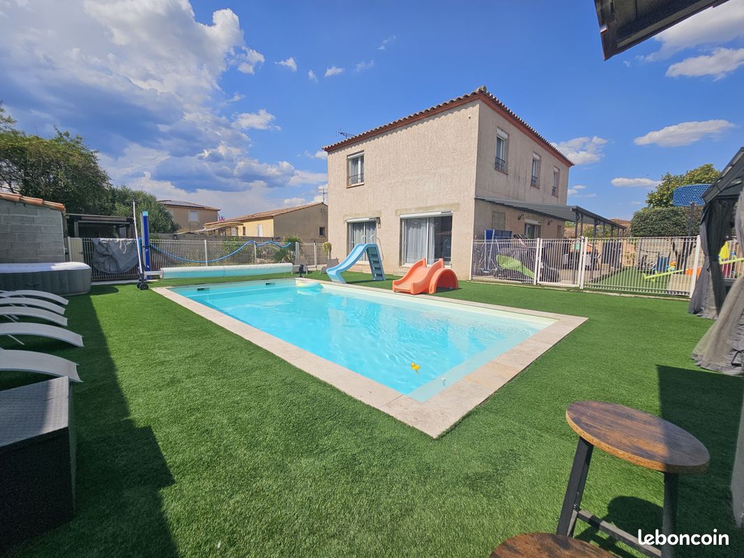 Maison 7 pièces 160 m² · à Calvisson · 160 m² · 499 000 €
