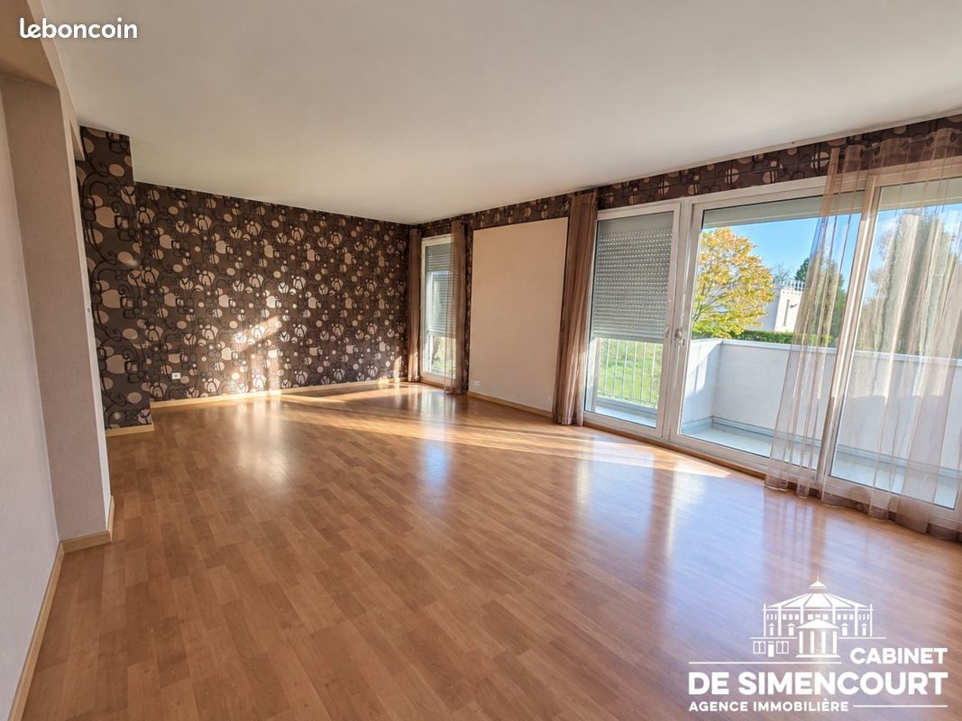 Appartement 4 pièces 82 m² · à Amiens · 82 m² · 115 000 €