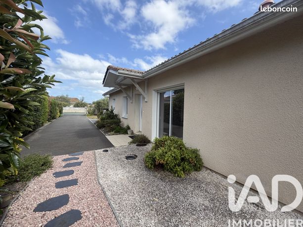 Maison 3 pièces 122 m²
