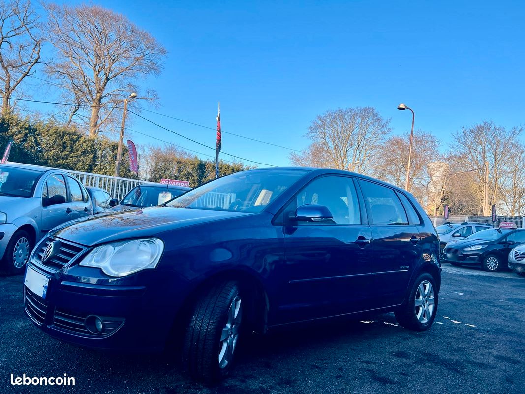 Volkswagen polo 1.2i serie united chaine de distri / clim radars / ct ok (image 3)