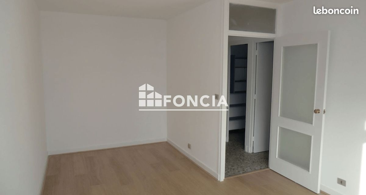 Appartement 1 pièce 26 m² · à Saint-Martin-d'Hères · 26 m² · 504 €/mois
