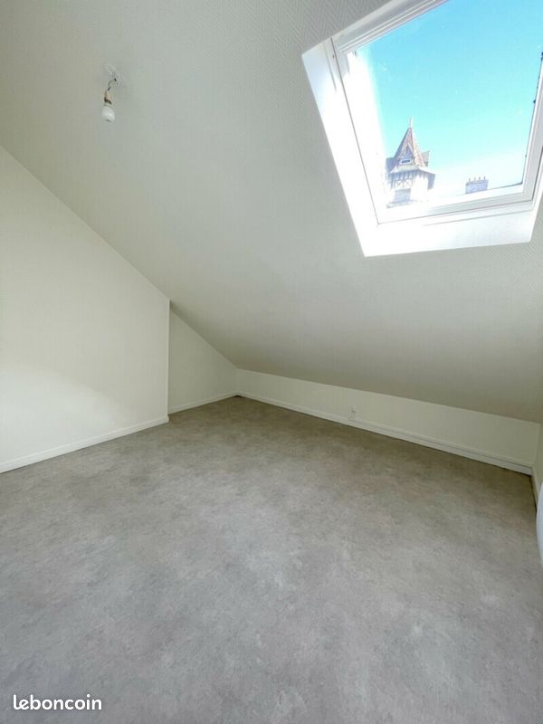 Appartement 3 pièces 70 m² · à Lisieux · 70 m² · 650 €/mois