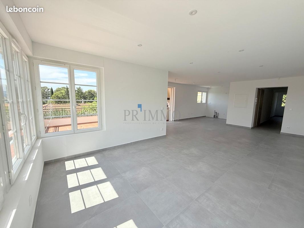 Appartement 5 pièces 122 m² · à Saint-Raphaël · 122 m² · 795 000 €