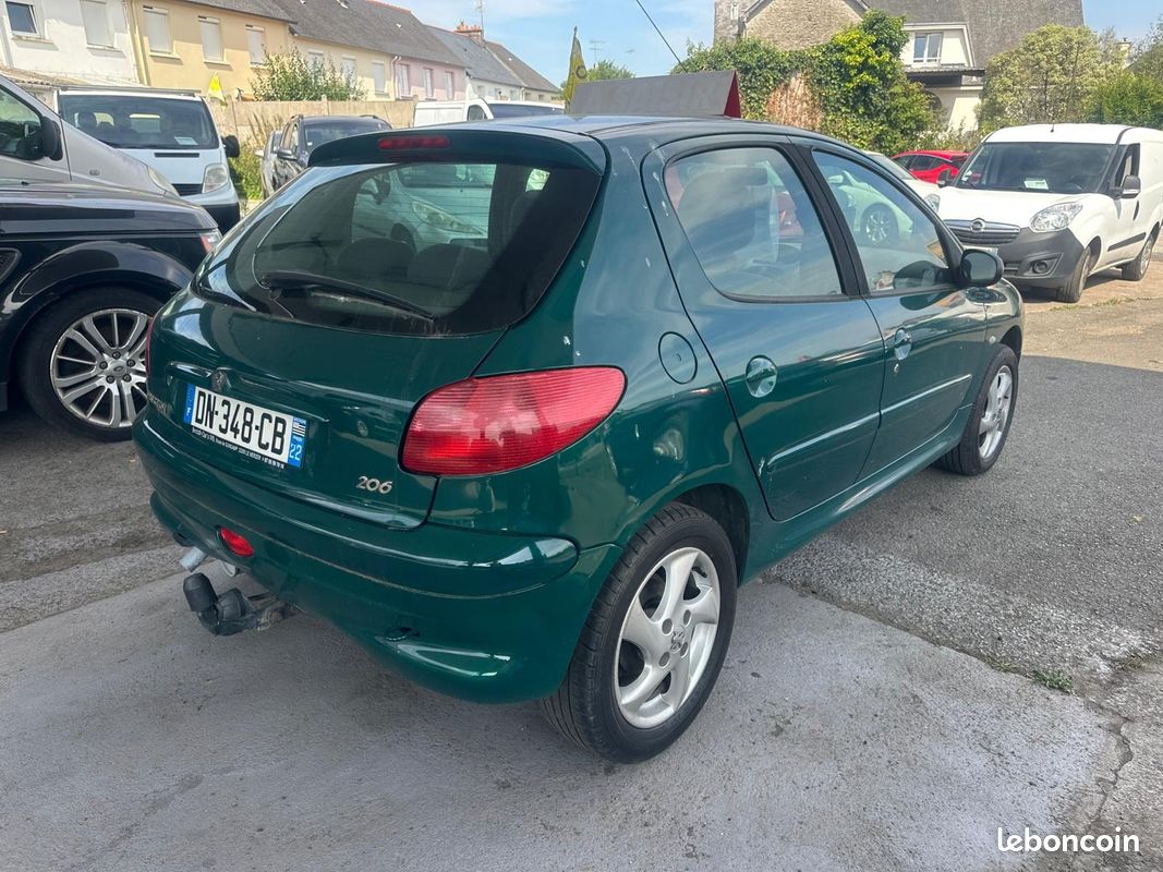 Peugeot 206 Peugeot 206 XRPRE/XT 1.9 diesel 70Ch (image 3)