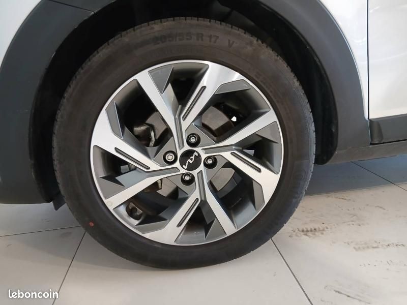 Kia Stonic 1.0 T-GDi 100ch GT Line (image 8)