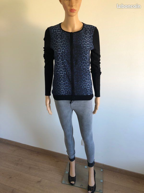 Gilet noir et bleu Caroll taille 36 jamais porté (image 3)