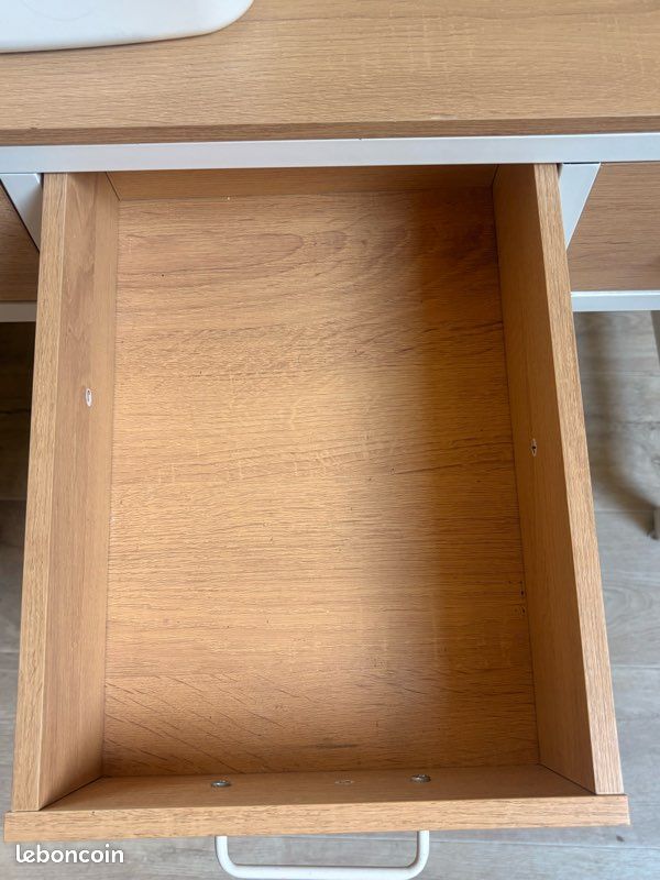Coiffeuse avec miroir triptyque et tabouret (image 3)