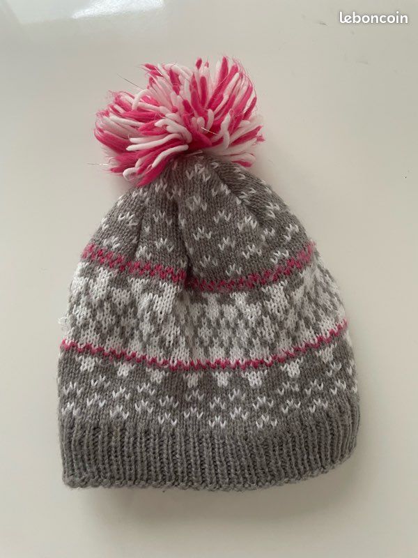 Bonnet (image 1)