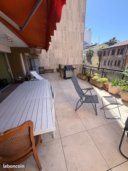 Appartement 4 pièces 110 m² · à Marseille · 110 m² · 2 500 €/mois