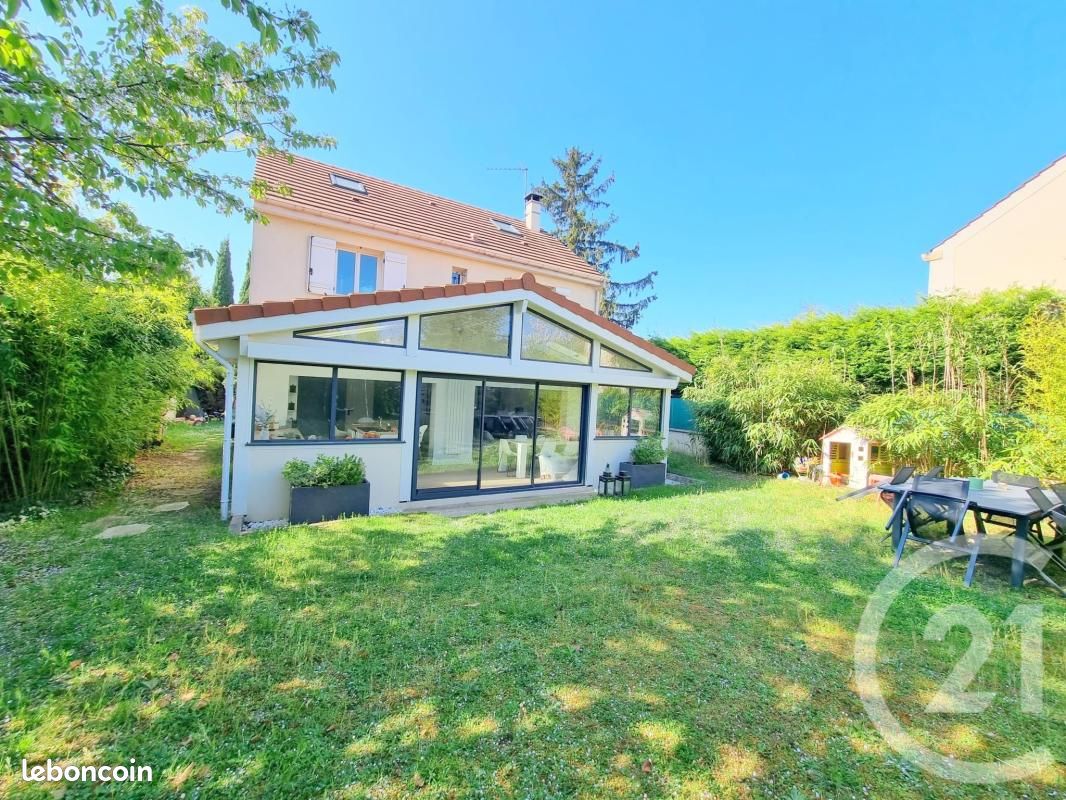 Maison 8 pièces 132 m² · à Herblay-sur-Seine · 132 m² · 599 000 €