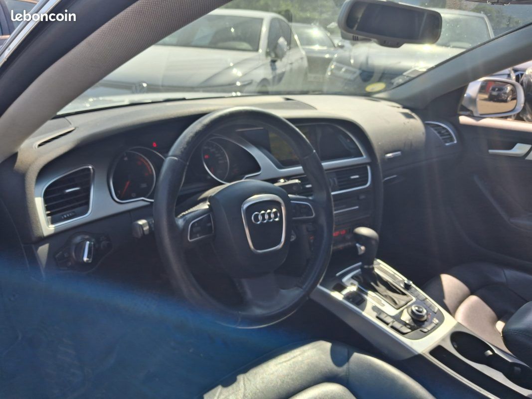 Audi a5 sportback 2.0 tdi 143 cv ambition luxe multitronic toit ouvrant distribution ok 2010 (image 7)