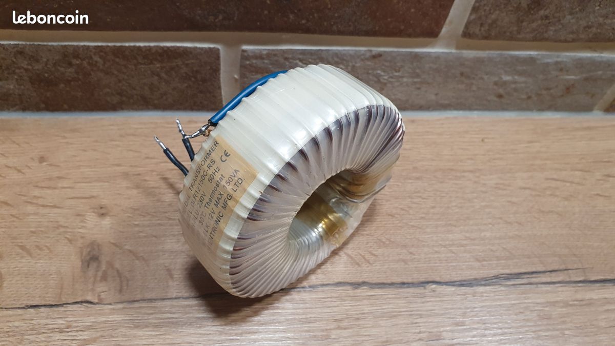 Transformateur Torique TSM – Prim. 230V – Sec. 240V, 30V, 15V, 2x6.3V – Modèle TT150/52