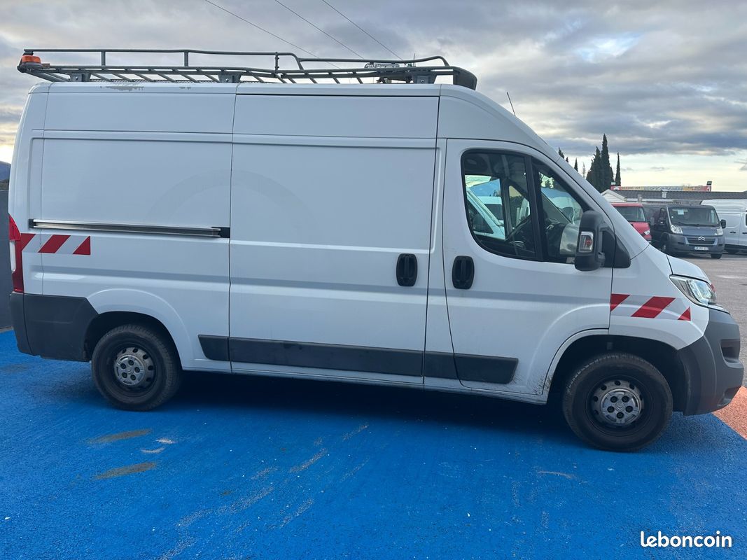 Citroën Jumper Fourgon Grand Volume TOLE 35 L2H2 BLUEHDI 130 S&S BVM6 CLUB / MOTEUR 77000 KM GARANTIE FACTURE (image 6)