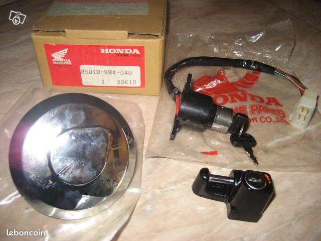 Honda 125 t nieman bouchon +jeu de cles (image 1)