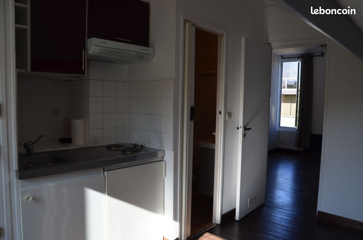 CHARMANT T2 entre centre ville et FACS - Poitiers 86000 (image principale 1)