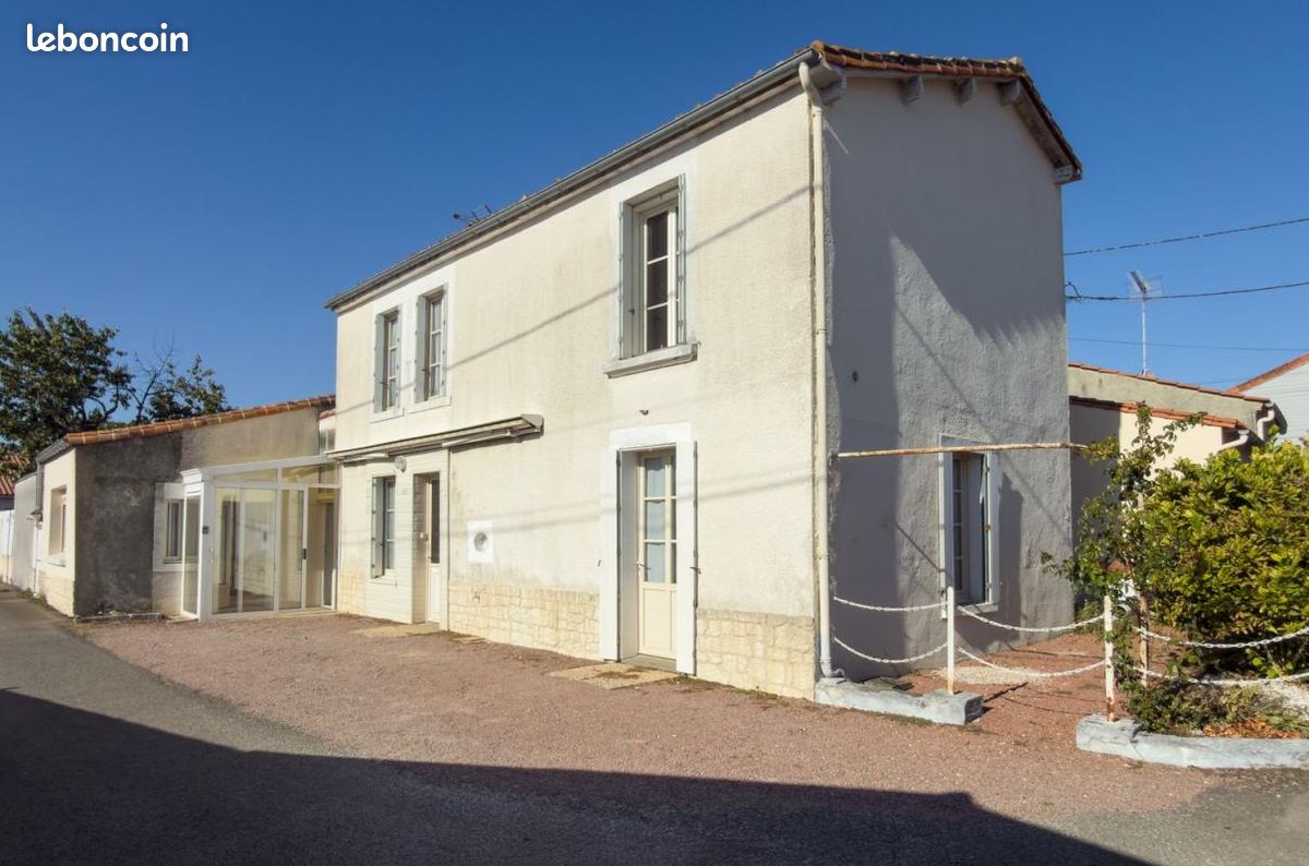 Maison 5 pièces 103 m² · à Chantonnay · 103 m² · 126 000 €