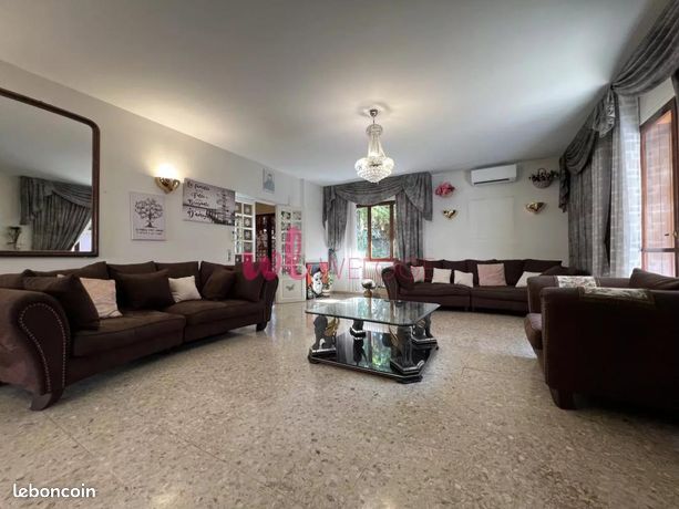 Villa 7 pièces 233 m² — 6