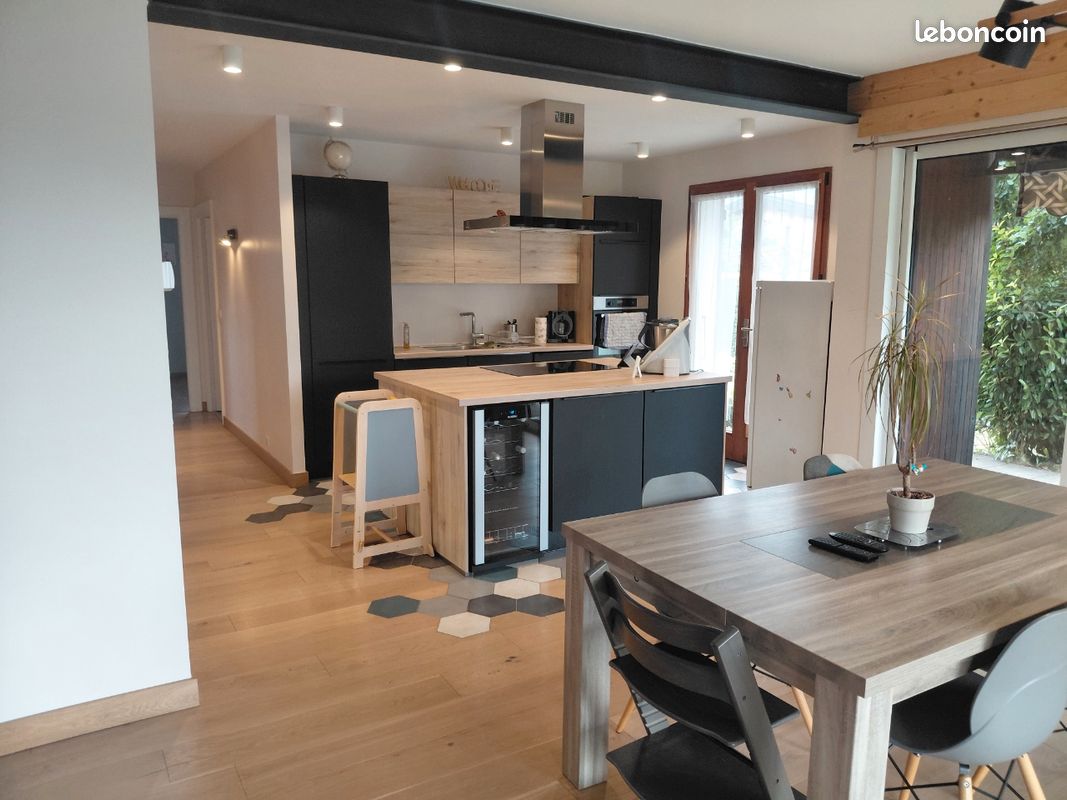 Maison 4 pièces 126 m² · à Thyez · 126 m² · 482 000 €