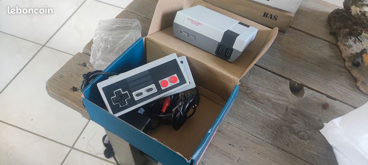 Console de jeux mini+2 manettes (image 2)