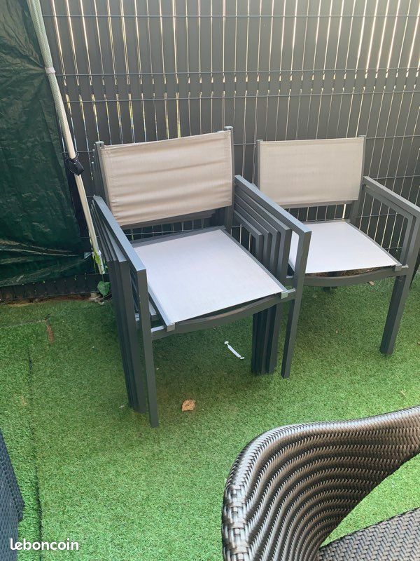 Meuble de jardin (image 2)