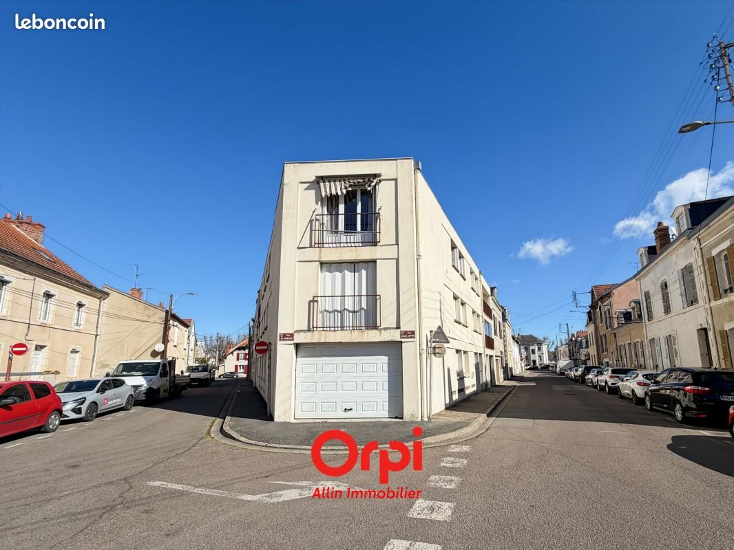Appartement 4 pièces 94 m² · à Montluçon · 94 m² · 56 000 €