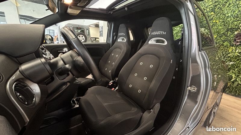 Abarth 500 1.4 TURBO T-JET 145CH 595 (image 18)