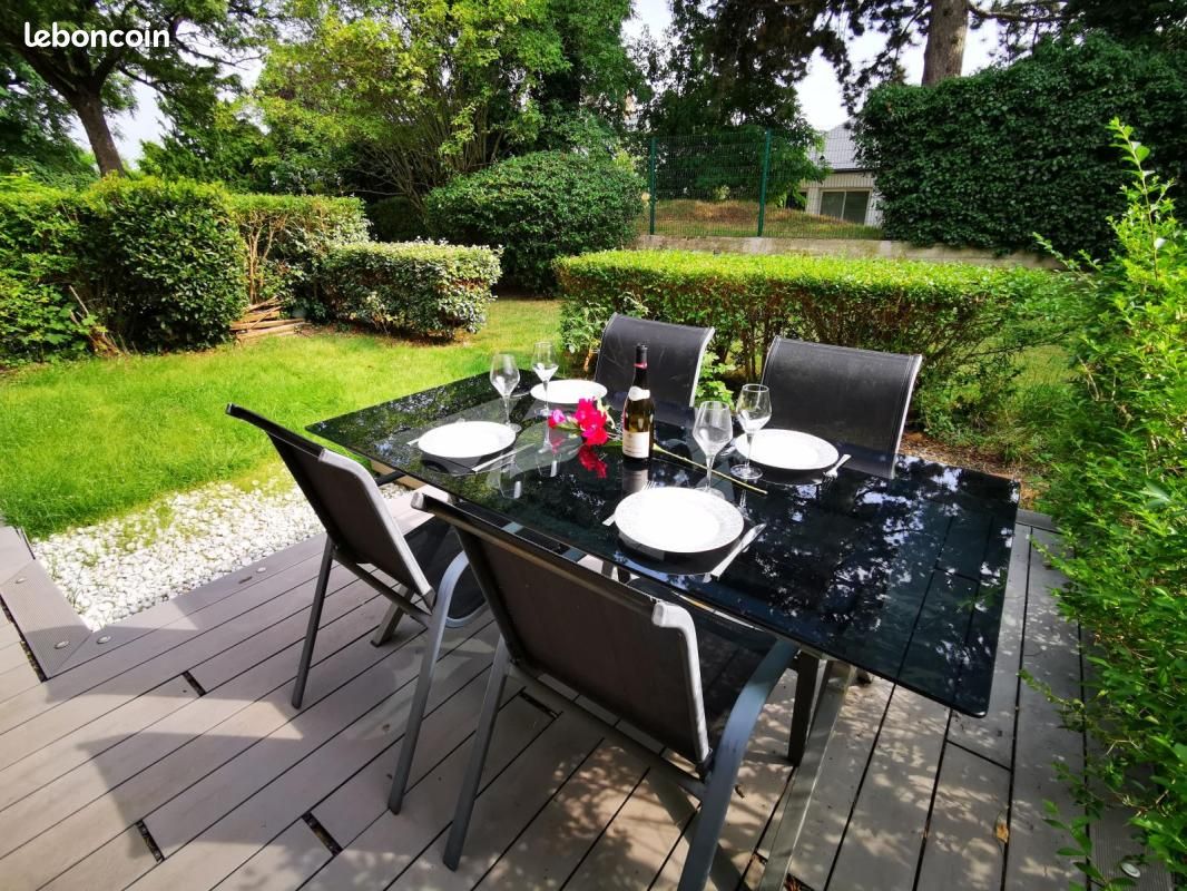 Appartement 3 pièces 80 m² · à Fontenay-aux-Roses · 80 m² · 2 100 €