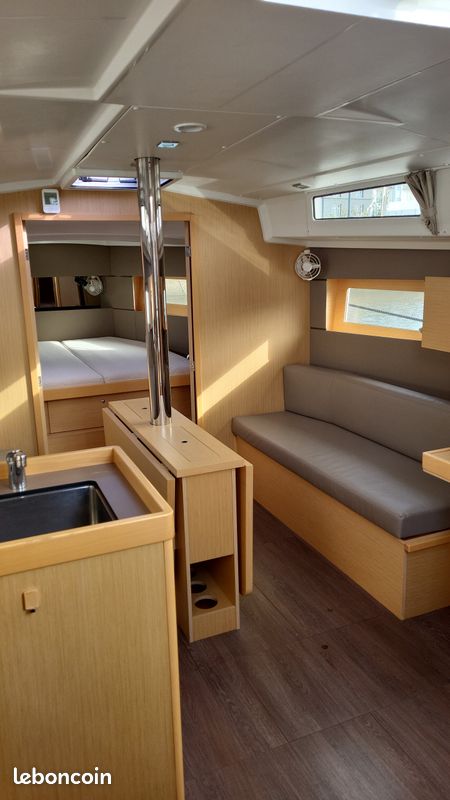 Voilier Bénéteau Oceanis 38.1 TBE (image 13)