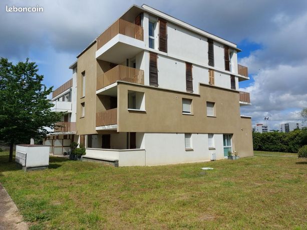 Appartement 4 pièces 84 m² — 19