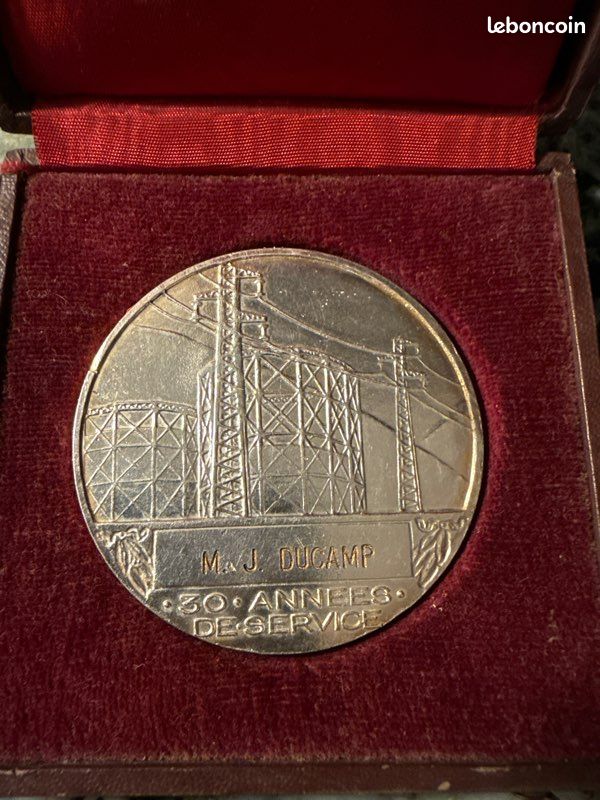Médaille Bronze EDF / GDF - Argenté - 5,5 Cm De Diamètre (Très Bon état)