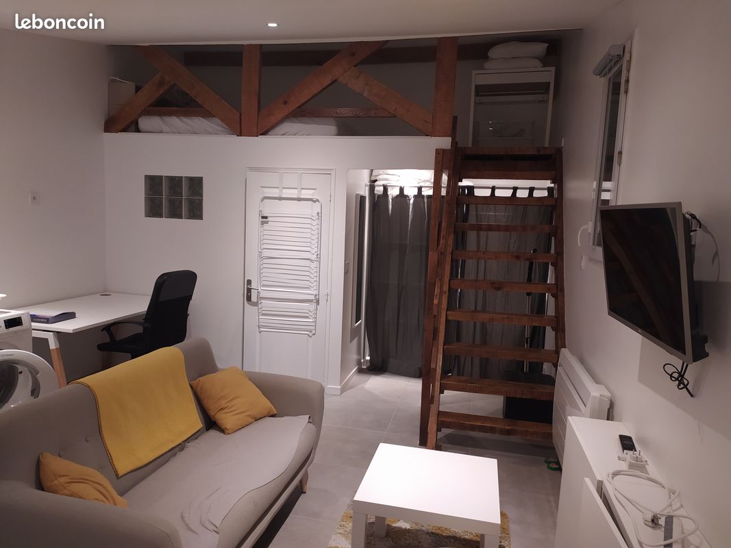 Appartement 1 pièce 25 m² · à Fontenay-le-Fleury · 25 m² · 760 €/mois