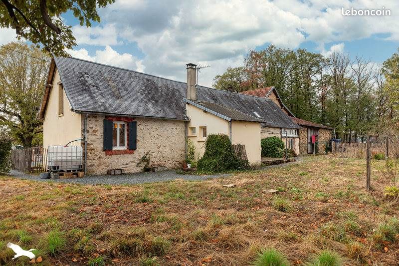 Maison 4 pièces 110 m² · à Jumilhac-le-Grand · 110 m² · 241 960 €