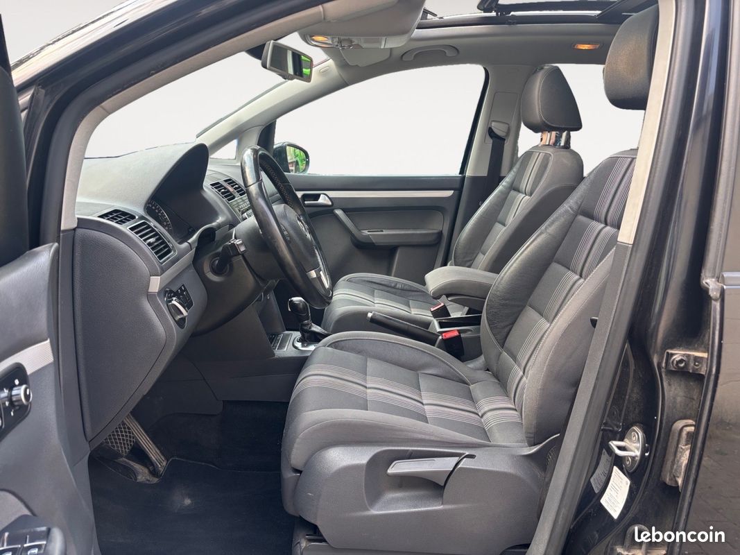 VOLKSWAGEN TOURAN 1.6 TDI 105 FAP Confortline DSG7 - ENTRETIEN FULL VOLKSWAGEN (image 2)